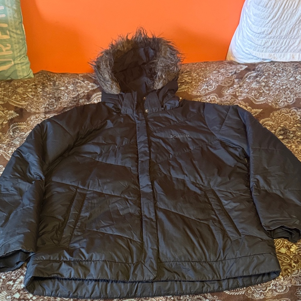 Columbia Black Jacket with Fur Trimmed Hood size 1X